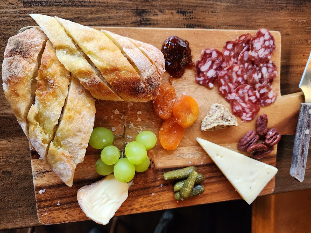 Melanie Restaurant-5