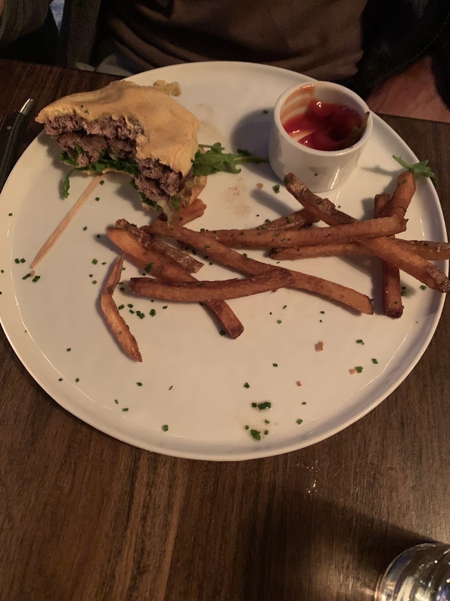 Melanie Restaurant-9